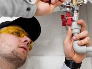 Cool Restored Fast: Ghumman Star Technical Services Delivers Emergency AC Service You Can Trust