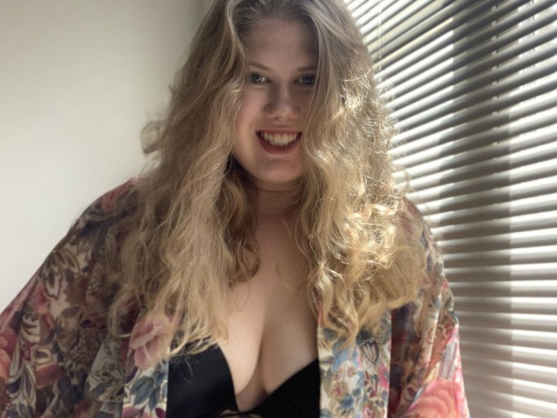 hottest-female-cam-chat