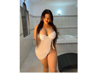 +91-9643097474 | Young↣Call Girls In Delhi Connaught Place