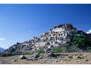Great Offers on Ladakh Package Tour Booking by NatureWings - Grab Best Deals