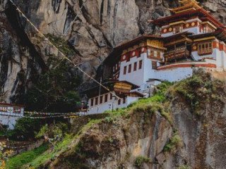 Exclusive Bhutan Honeymoon Tour Package from Kolkata