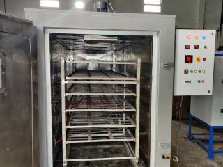 Hot air oven manufacturers