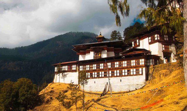 book-wonderful-bhutan-package-tour-from-ahmedabad-with-door-to-happiness-big-0