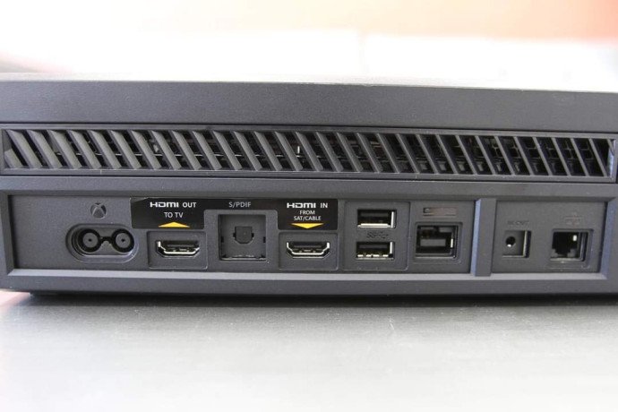 we-replace-damaged-xbox-one-hdmi-port-at-from-ksh4500-big-0