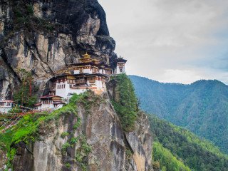 We Offer Bhutan Package Tour from Mumbai with Chartered Flight