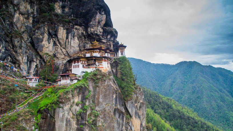 we-offer-bhutan-package-tour-from-mumbai-with-chartered-flight-big-0