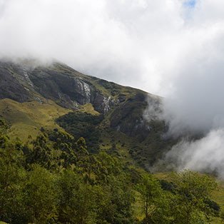 madurai-to-kodaikanal-tempo-traveller-price-big-0