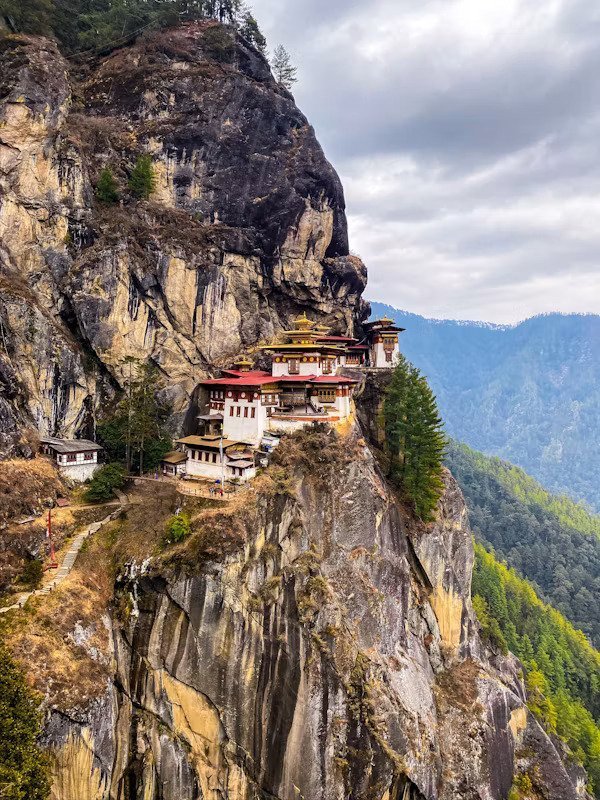 bhutan-package-tour-from-mumbai-big-0