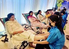 foot-massage-for-wedding-mumbai-big-0