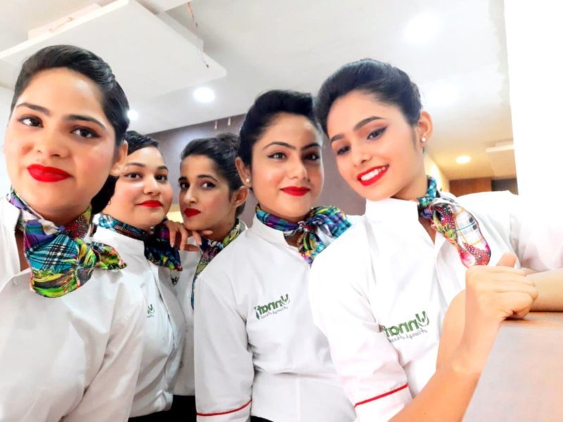 air-hostess-training-academy-small-0