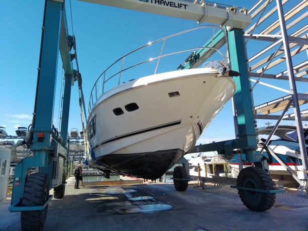 marine-surveyor-tampa-reliable-boat-surveying-solutions-big-0