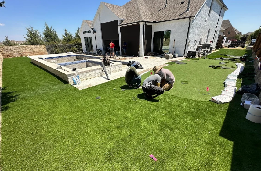 artificial-grass-installation-grapevine