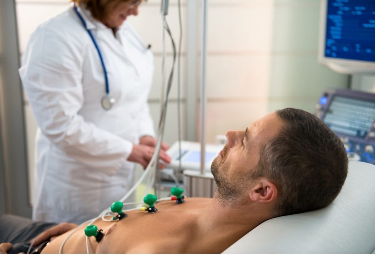 start-your-career-with-ekg-technician-training-in-manhattan-today