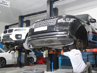 Auto Service & Repair Center at Fallbrook