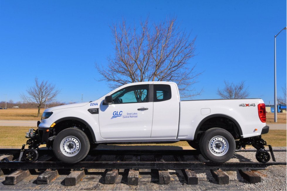 custom-hi-rail-conversion-kits-for-road-to-rail-applications-mitchell-railgear-big-0