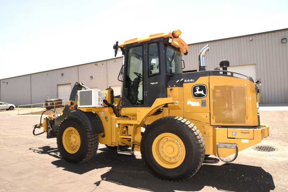 explore-railcar-mover-systems-for-railway-maintenance-projects-mitchell-railgear-big-0